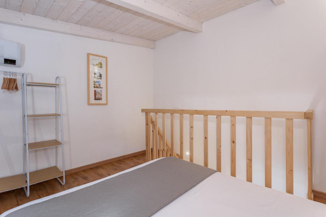 Вилла Loft 35 - Private Parking Куарту-Сант'Элена Экстерьер фото